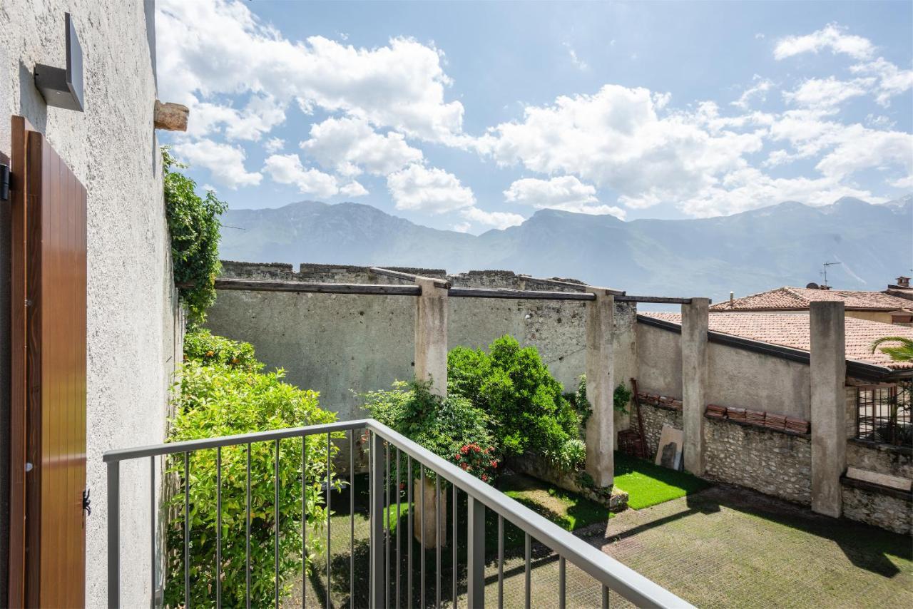 Maison Du Lac Limone sul Garda Luaran gambar
