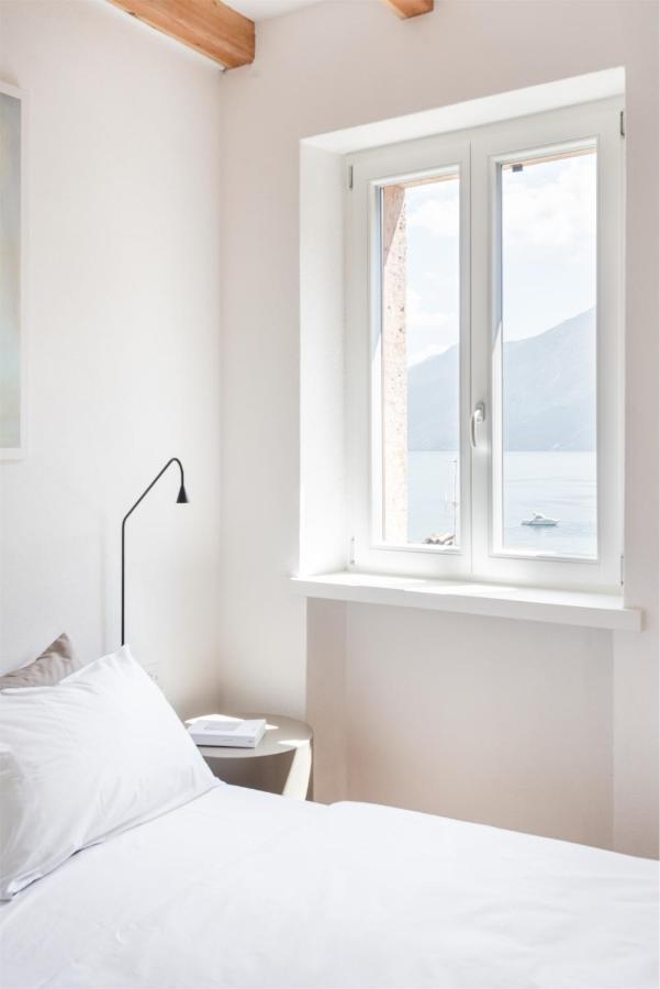 Maison Du Lac Limone sul Garda Luaran gambar