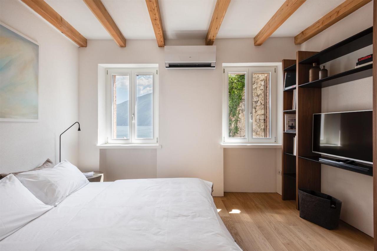 Maison Du Lac Limone sul Garda Luaran gambar