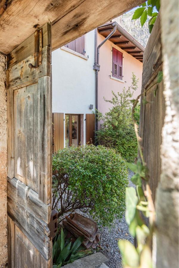 Maison Du Lac Limone sul Garda Luaran gambar